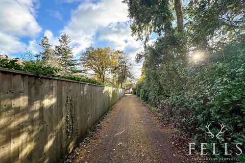 4 bedroom detached bungalow for sale, Sandy Down, Lymington SO41