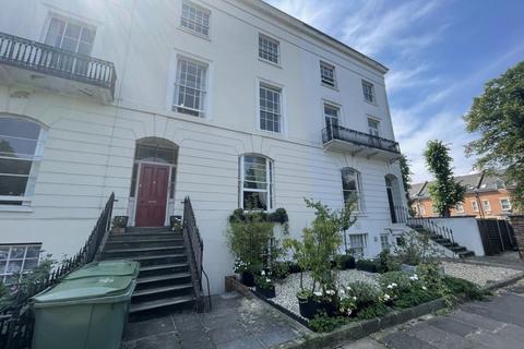 2 bedroom flat to rent, Clarence Square, Cheltenham GL50