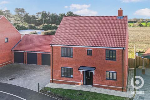 undefined, Stunning Field Views at 13 Bakers Way - Blenheim Place, Docking