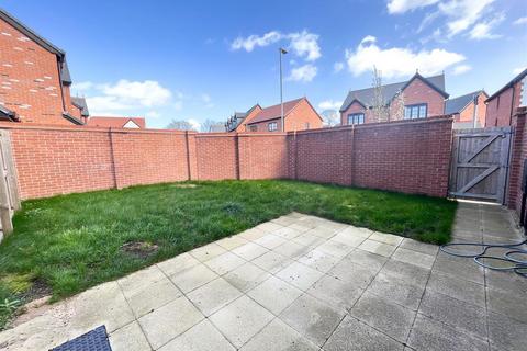 4 bedroom house to rent, Alder Way, Holmes Chapel, Crewe