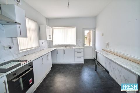 3 bedroom terraced house for sale, Cwm Level Road, Brynhyfryd, Swansea, SA5