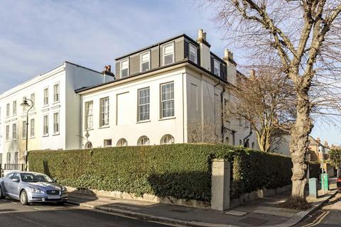 undefined, Warwick Road, London W5