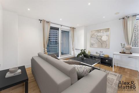 2 bedroom flat to rent, Wharfside Point, Canary Wharf, E14