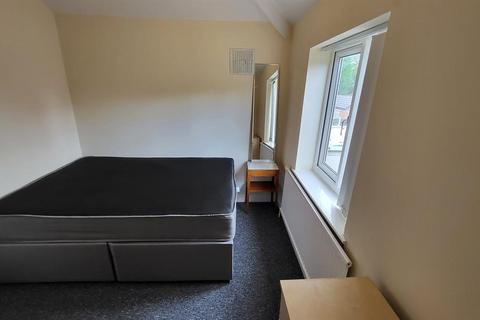 undefined, Parrs Wood Road, Manchester M20
