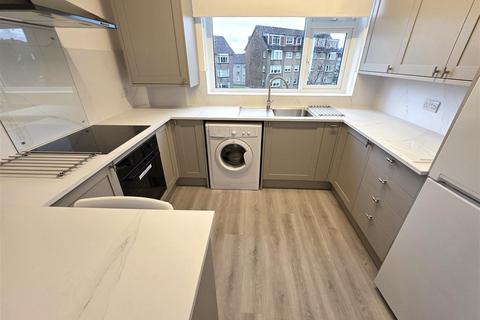 undefined, Orchard Park, Giffnock, Glasgow