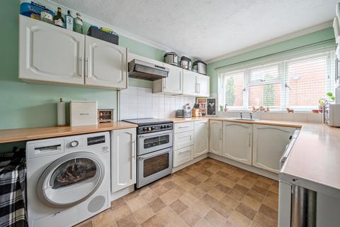 undefined, Chestnut Walk, Hampshire PO12