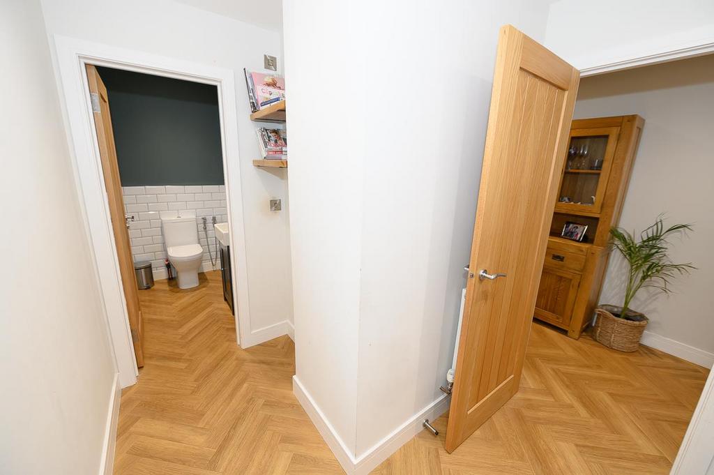 Utility-cloakroom.jpg