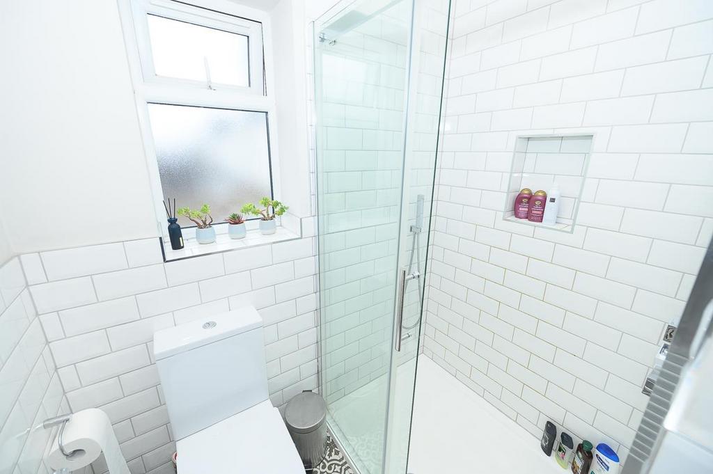 Ensuite.jpg