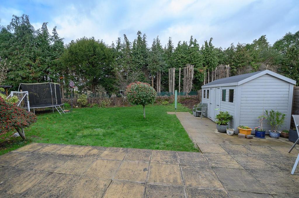 Rear garden .jpg