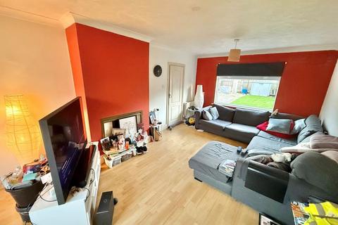 undefined, Elgar Close, Great Sutton
