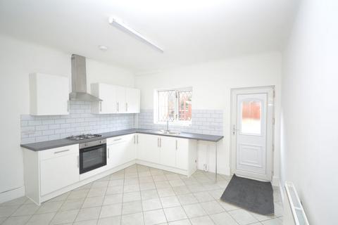 2 bedroom property to rent, Cross Street, Kimberworth