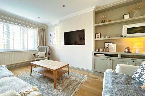 undefined, 10 Clos Y Wiwer, Llantwit Major, The Vale of Glamorgan CF61 2SG