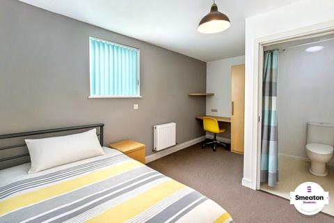 4 bedroom flat to rent, 77 Houndiscombe Road, Devon PL4
