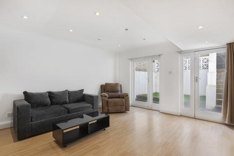 2 bedroom flat to rent, Isledon Road, Holloway