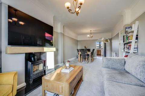 2 bedroom semi-detached bungalow for sale, Station Road, West Horndon, Brentwood