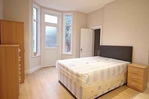 undefined, Lampton Road,  Hounslow , TW3