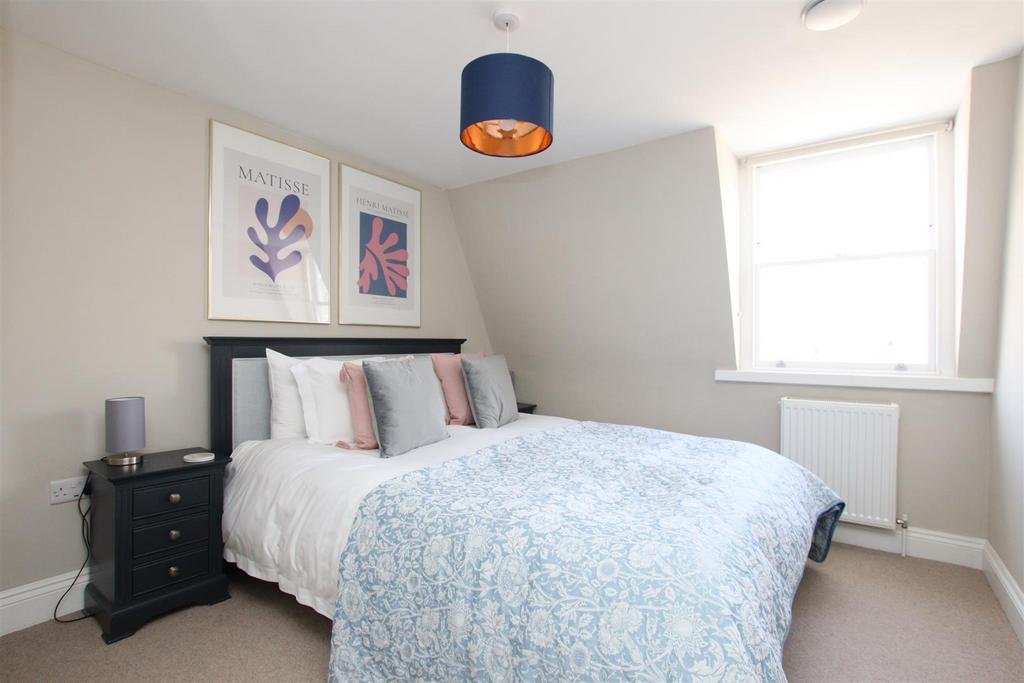 Bedroom.JPG