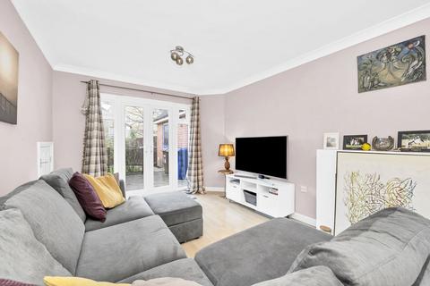 undefined, Northern Rose Close, Bury St. Edmunds