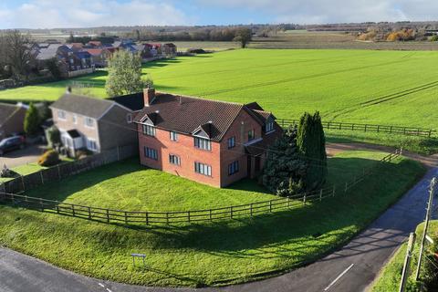 4 bedroom detached house for sale, Fernleigh Manor, Watery Lane, Mareham le Fen