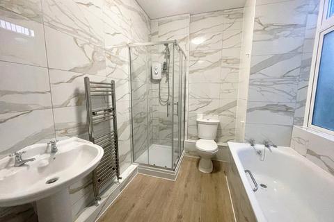 5 bedroom house for sale, Beckenham Hill Road, London, SE6