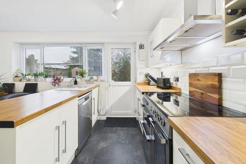 4 bedroom semi-detached house for sale, Main Street, Burstwick