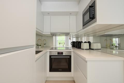 undefined, Loftus Road