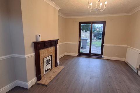 3 bedroom semi-detached house to rent, Whinney Lane, Newark NG22