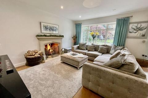 undefined, Amersham Road, Beaconsfield HP9