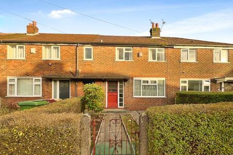 Crompton Avenue, Breightmet