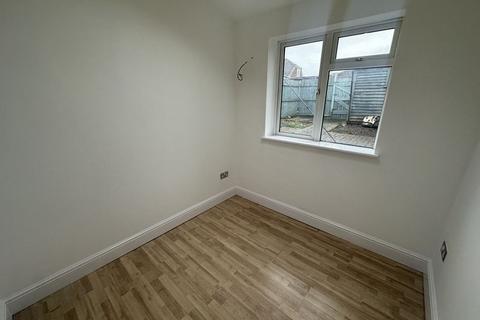 undefined, Bath Road, Eston, Middlesbrough, TS6 9PG