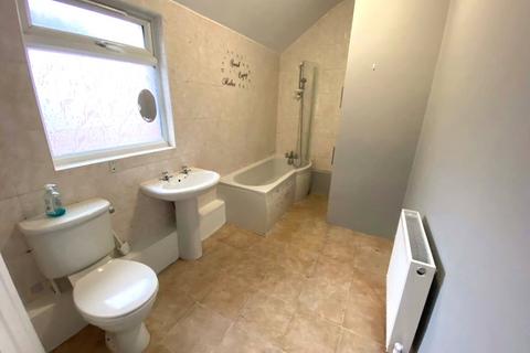 undefined, Titchfield Street, Mansfield, NG19