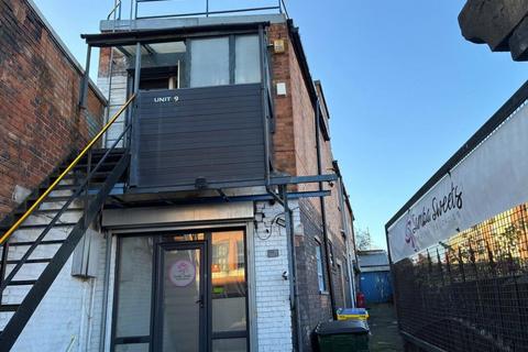 Industrial development to rent, 9 Kenyon St Birmingham B18 6AR