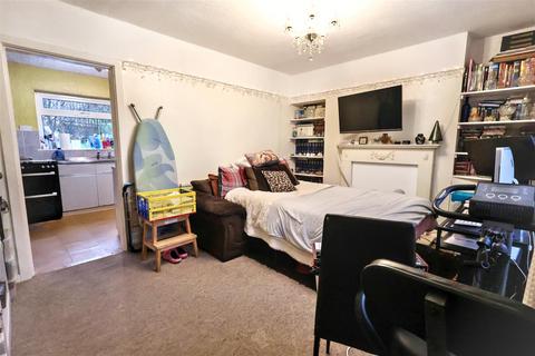 3 bedroom end of terrace house for sale, Gainsford Crescent, Bestwood, Nottingham