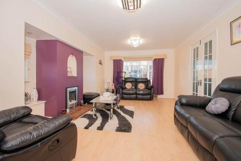 4 bedroom detached house for sale, Rawlings Court, Oadby, Leicester