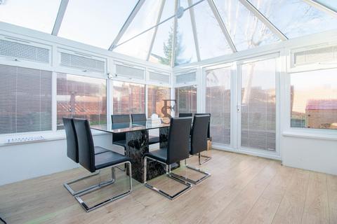 4 bedroom detached house for sale, Rawlings Court, Oadby, Leicester