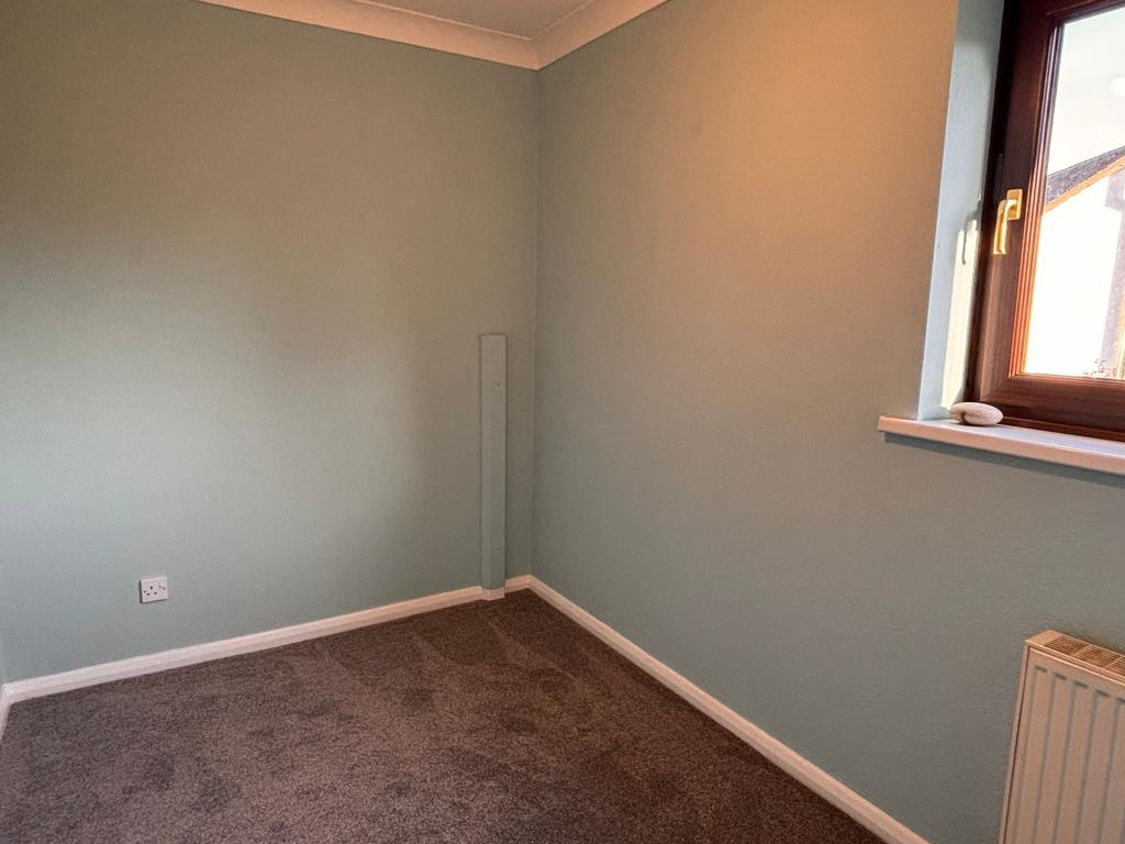 Bedroom 1 - 2