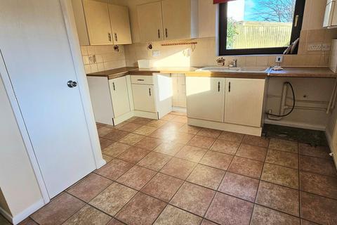 2 bedroom end of terrace house to rent, Taylor Close, Dawlish, EX7