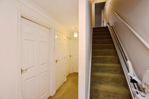 undefined, Magdalene Court, Salisbury                   *NO ONWARD CHAIN*