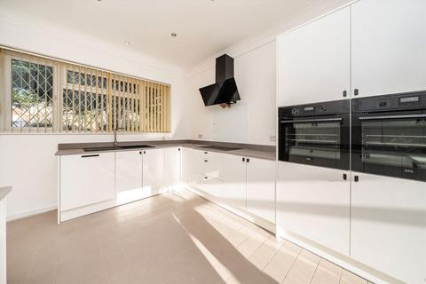 undefined, Fallowfield, Stanmore HA7