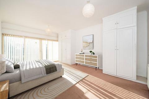 undefined, Fallowfield, Stanmore HA7