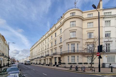 undefined, Gloucester Terrace