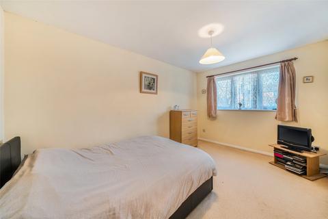 undefined, Firs Close, Mitcham CR4