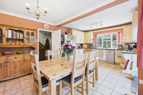 undefined, Weedon Road, Nether Heyford, NN7