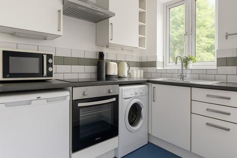 undefined, Leroy Street