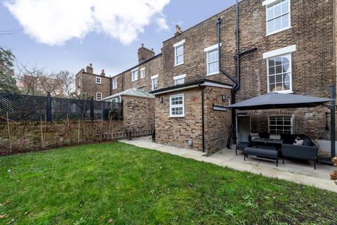 undefined, New Cross Road