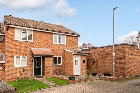 undefined, St Benets Close, Earlsfield, London, SW17