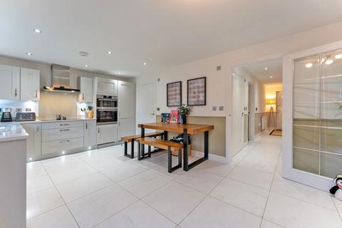 4 bedroom detached house for sale, Carroll Street, Wellington Place, Market Harborough, Leicestershire, LE16 7FJ