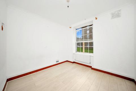 undefined, Chicksand Street, E1
