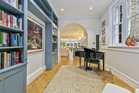 undefined, Lawn Crescent, Kew, Surrey, TW9