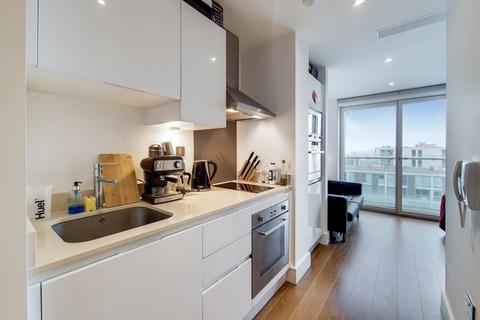 undefined, LINCOLN PLAZA, LONDON E14